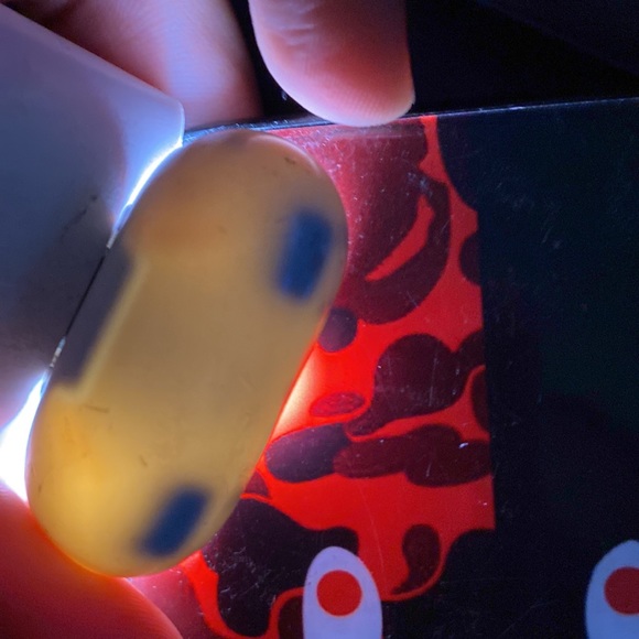 Air pods 2nd generation case - Picture 5 of 5